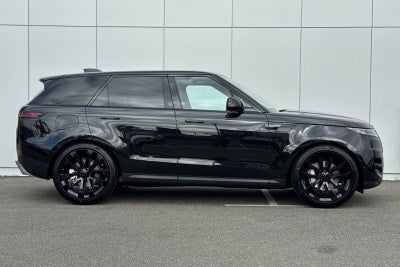 2026 Land Rover Range Rover Sport SE