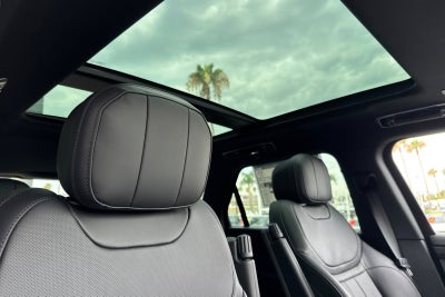 2026 Land Rover Range Rover Sport SE