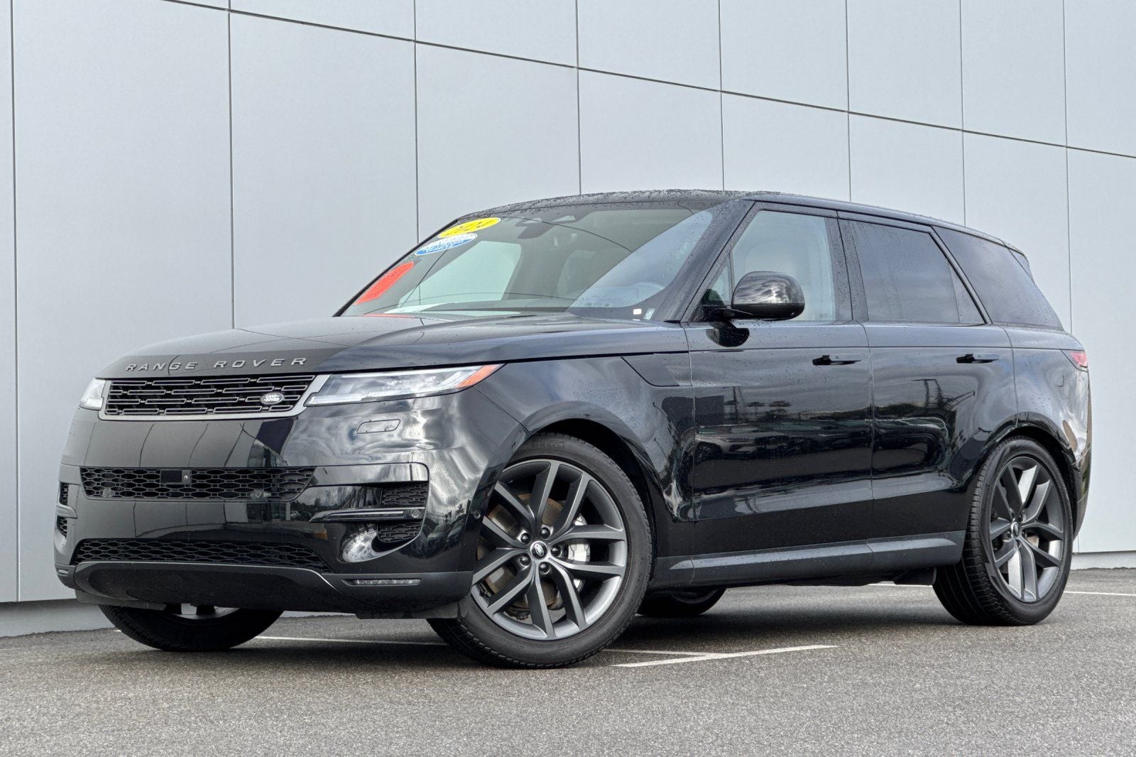 2024 Land Rover Range Rover Sport SE