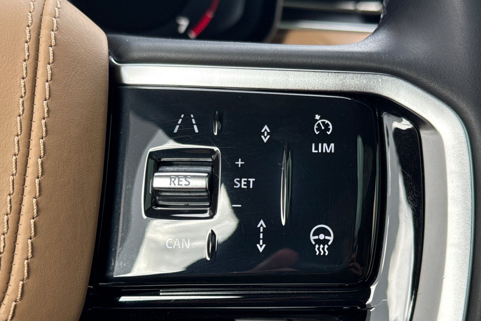 2024 Land Rover Range Rover Sport SE