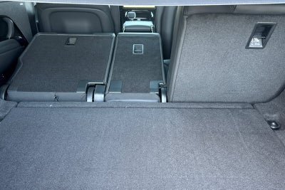 2026 Land Rover Range Rover Sport SE