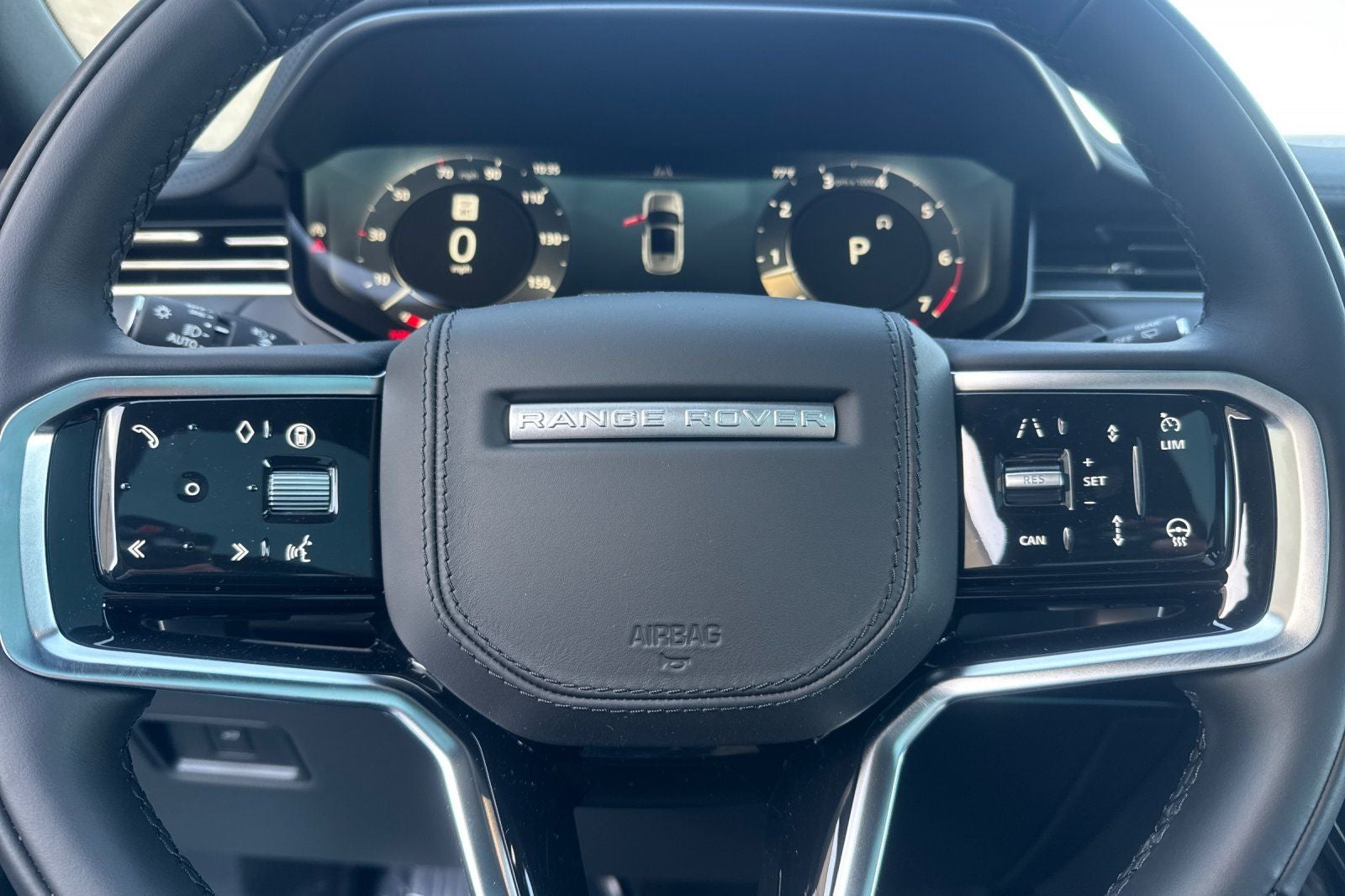 2026 Land Rover Range Rover Sport SE