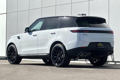 2026 Land Rover Range Rover Sport SE