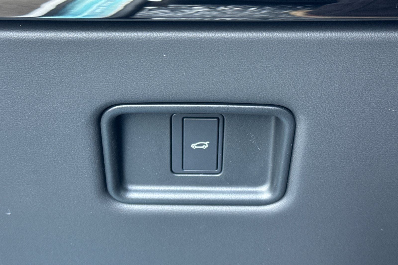 2026 Land Rover Range Rover Sport SE