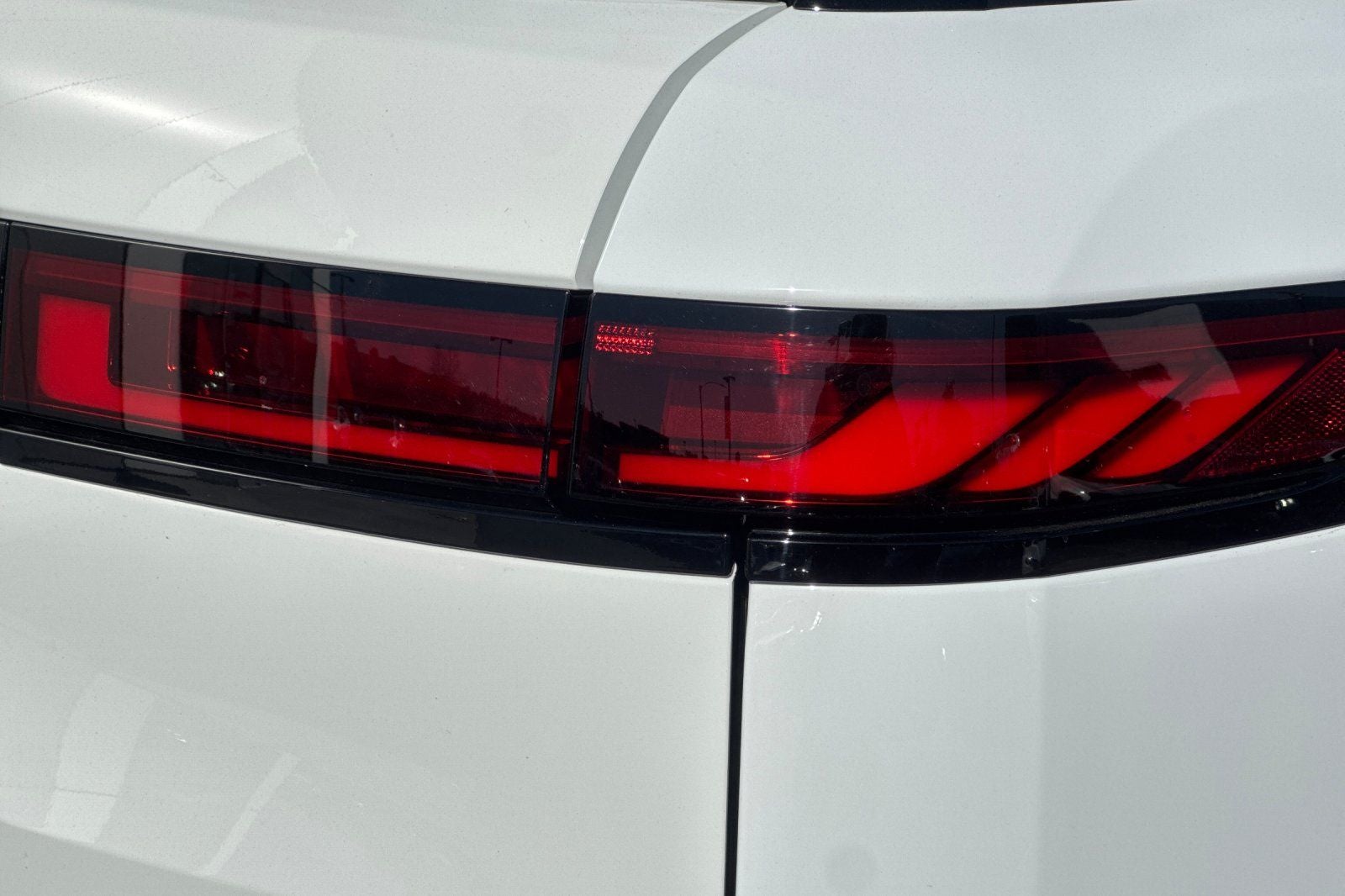 2026 Land Rover Range Rover Sport SE