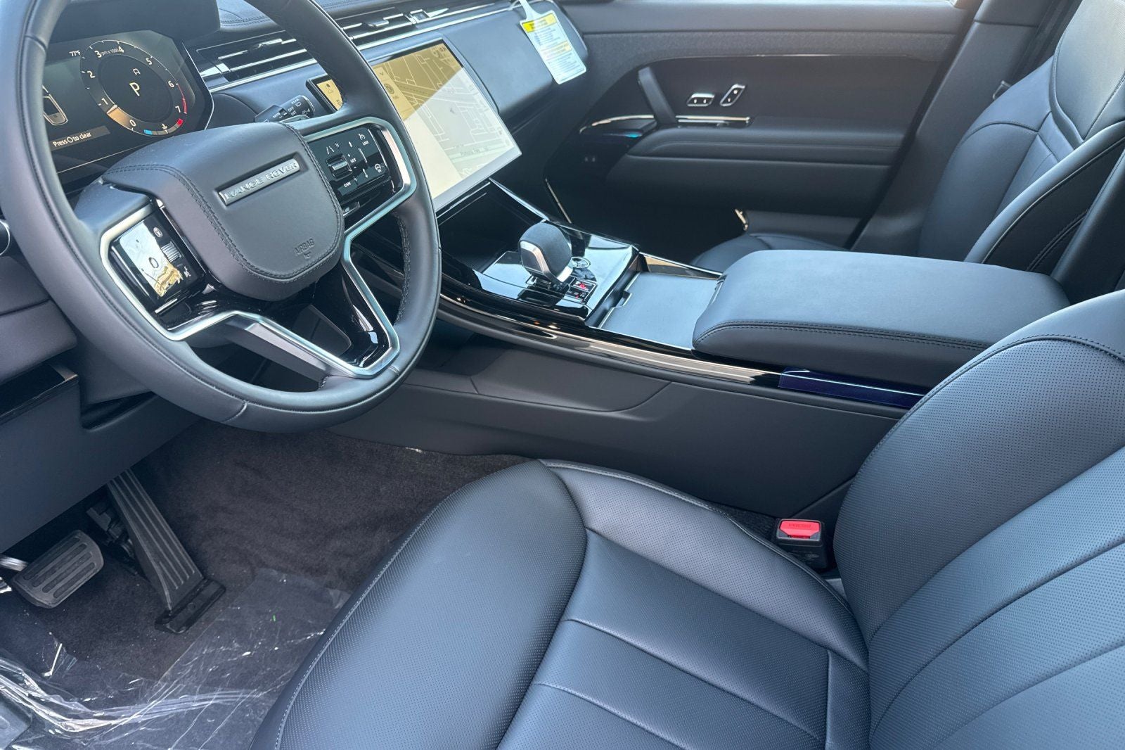 2026 Land Rover Range Rover Sport SE