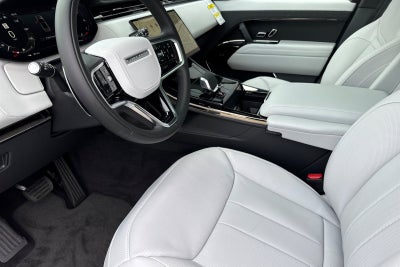 2026 Land Rover Range Rover Sport SE