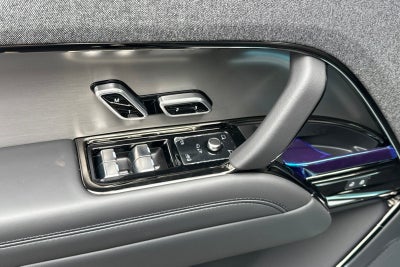 2026 Land Rover Range Rover Sport SE