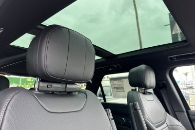 2026 Land Rover Range Rover Sport SE