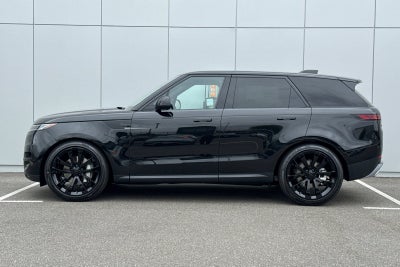 2026 Land Rover Range Rover Sport SE
