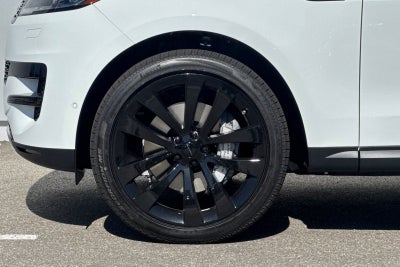 2026 Land Rover Range Rover Sport SE
