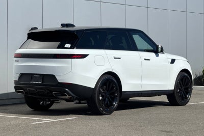 2026 Land Rover Range Rover Sport SE