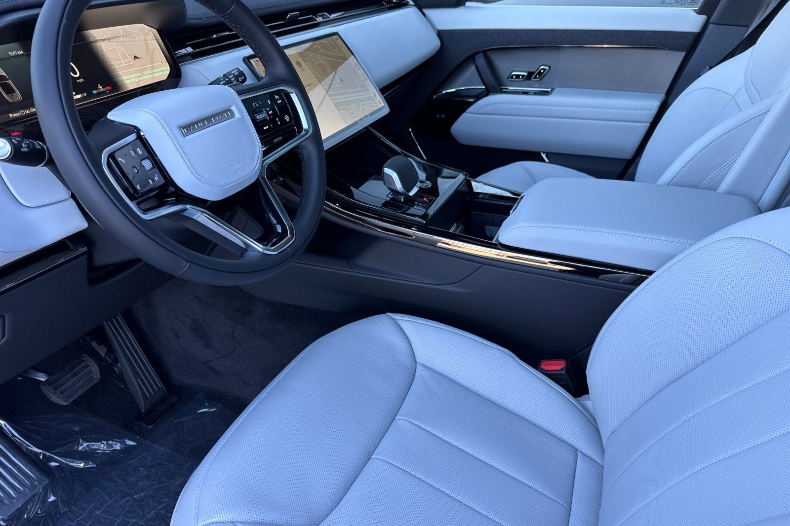2026 Land Rover Range Rover Sport SE