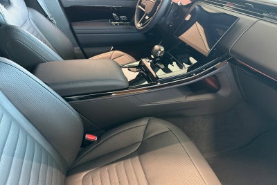 2026 Land Rover Range Rover Sport SV