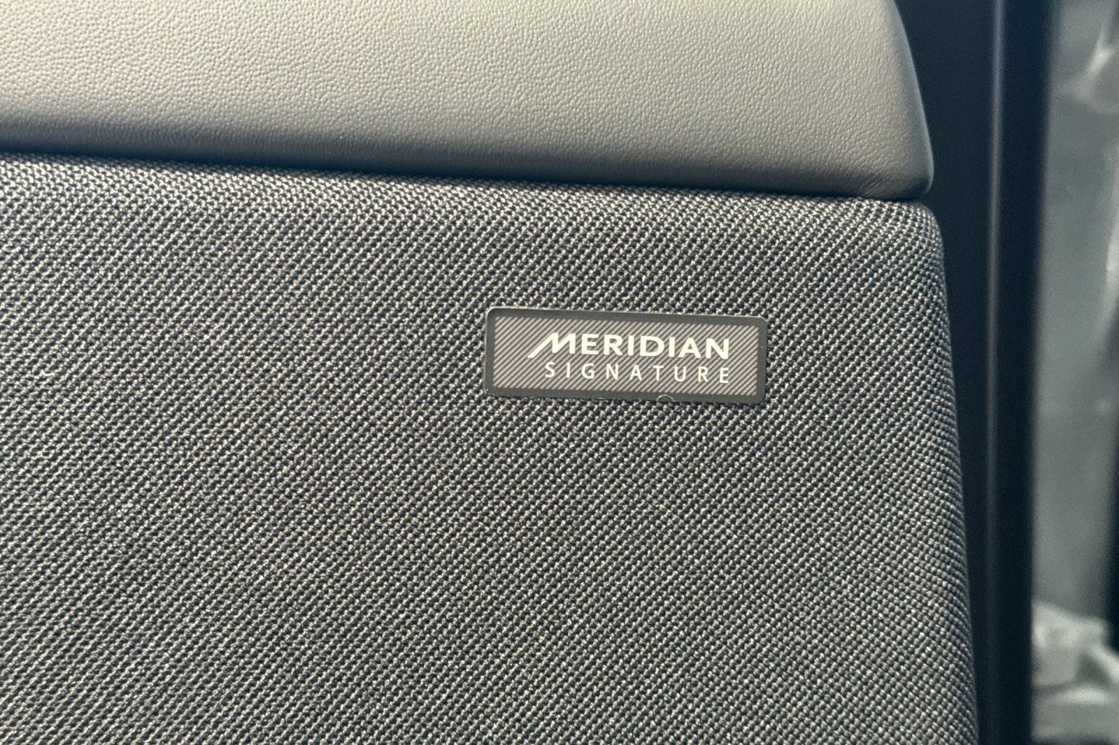 2026 Land Rover Range Rover Sport SV