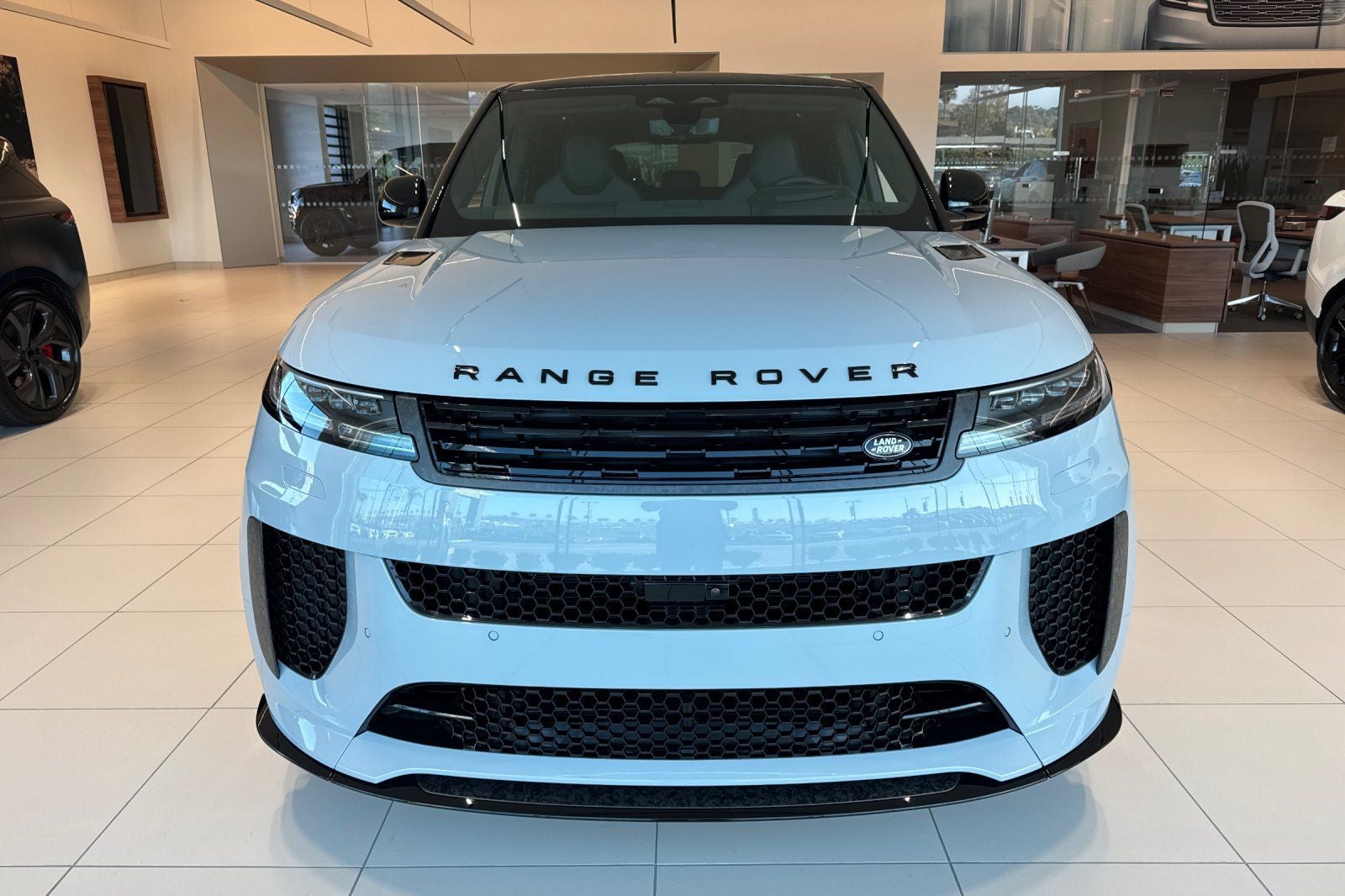 2026 Land Rover Range Rover Sport SV