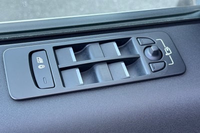 2023 Land Rover Discovery Sport S