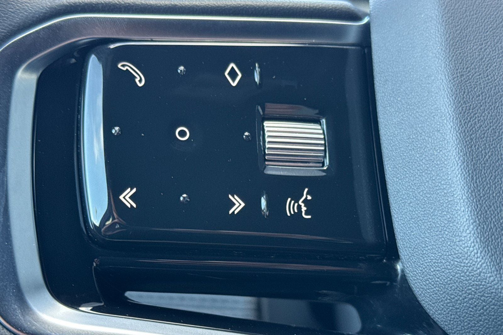 2023 Land Rover Discovery Sport S