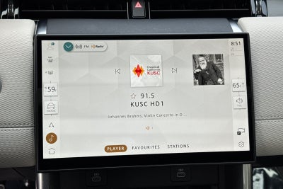 2025 Land Rover Discovery Sport SE