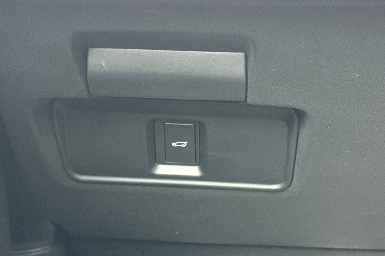 2025 Land Rover Discovery Sport SE