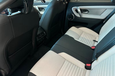 2025 Land Rover Discovery Sport SE