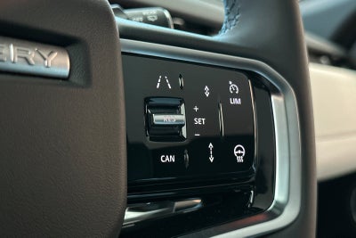 2025 Land Rover Discovery Sport SE