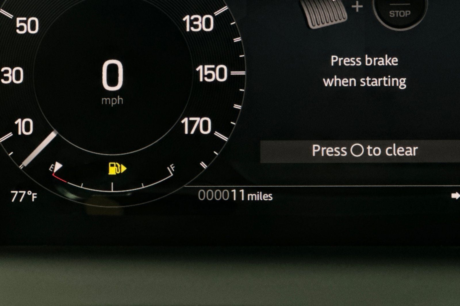 2025 Land Rover Discovery Sport SE