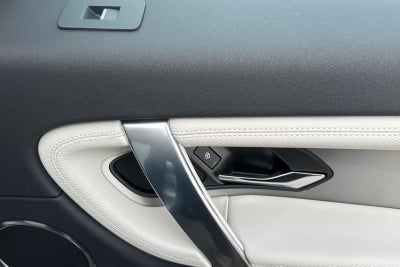 2025 Land Rover Discovery Sport SE