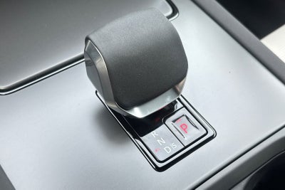 2025 Land Rover Discovery Sport SE