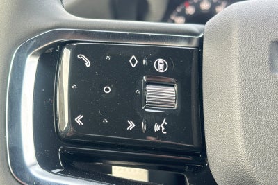 2025 Land Rover Discovery Sport SE