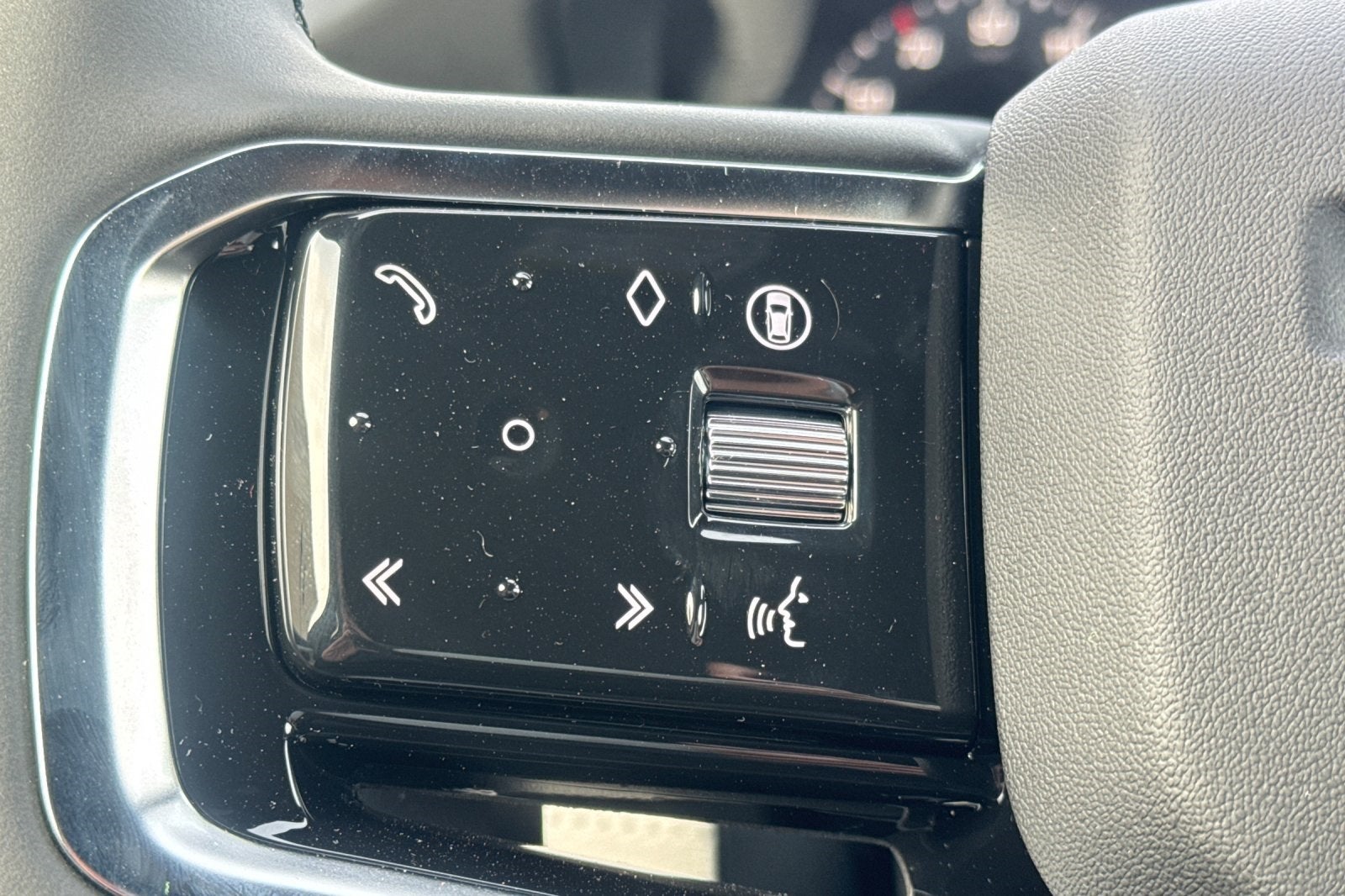 2025 Land Rover Discovery Sport SE