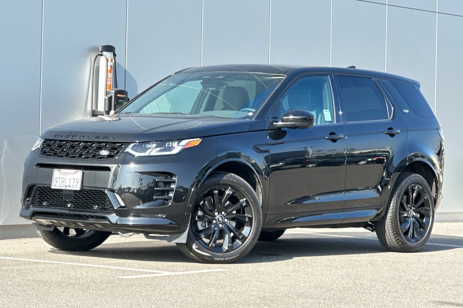2025 Land Rover Discovery Sport SE