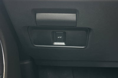 2025 Land Rover Discovery Sport SE