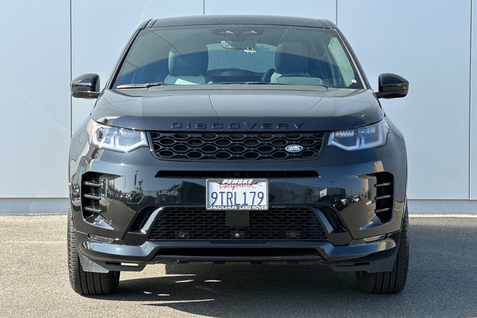 2025 Land Rover Discovery Sport SE