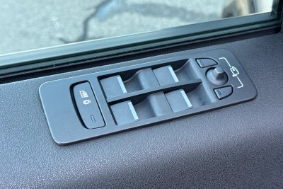 2025 Land Rover Discovery Sport SE