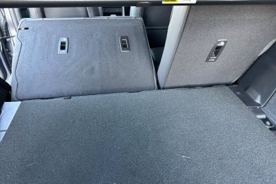 2025 Land Rover Discovery Sport SE