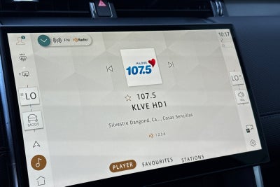 2025 Land Rover Discovery Sport SE