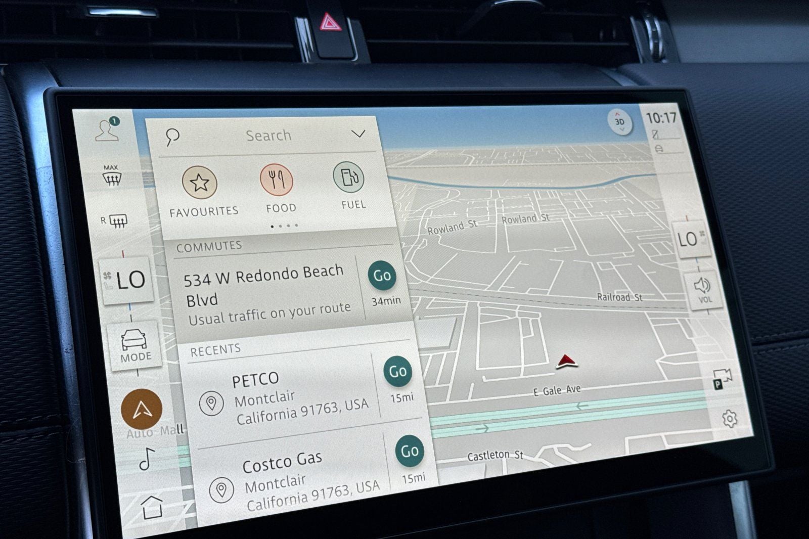 2025 Land Rover Discovery Sport SE