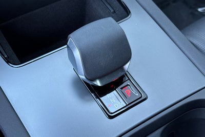 2025 Land Rover Discovery Sport SE