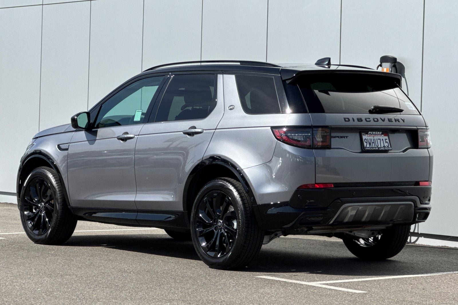 2025 Land Rover Discovery Sport SE