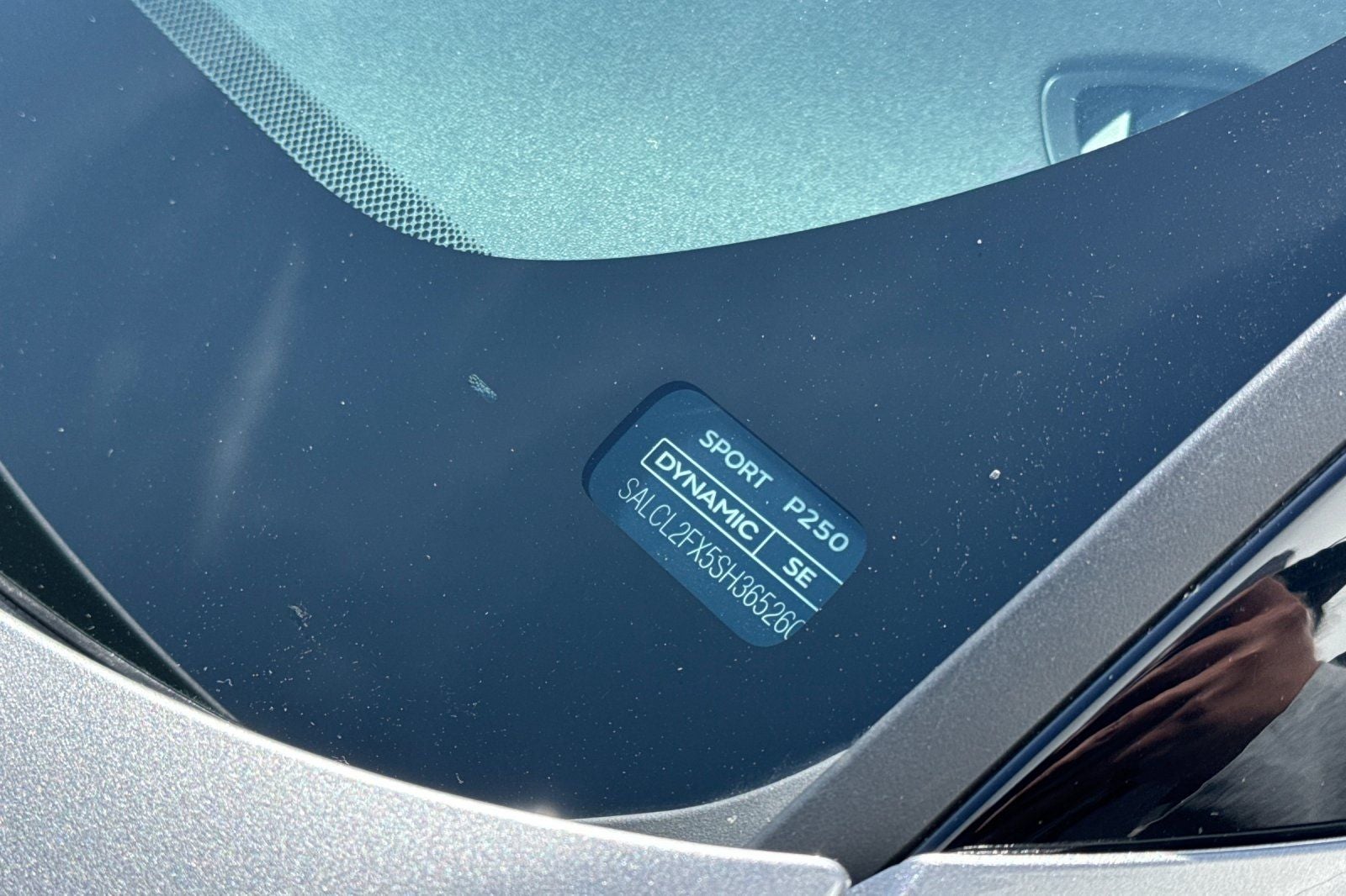 2025 Land Rover Discovery Sport SE