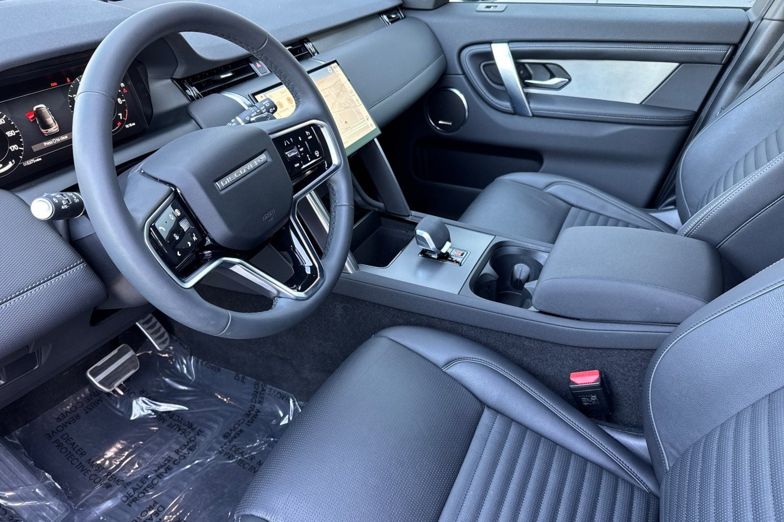 2025 Land Rover Discovery Sport SE