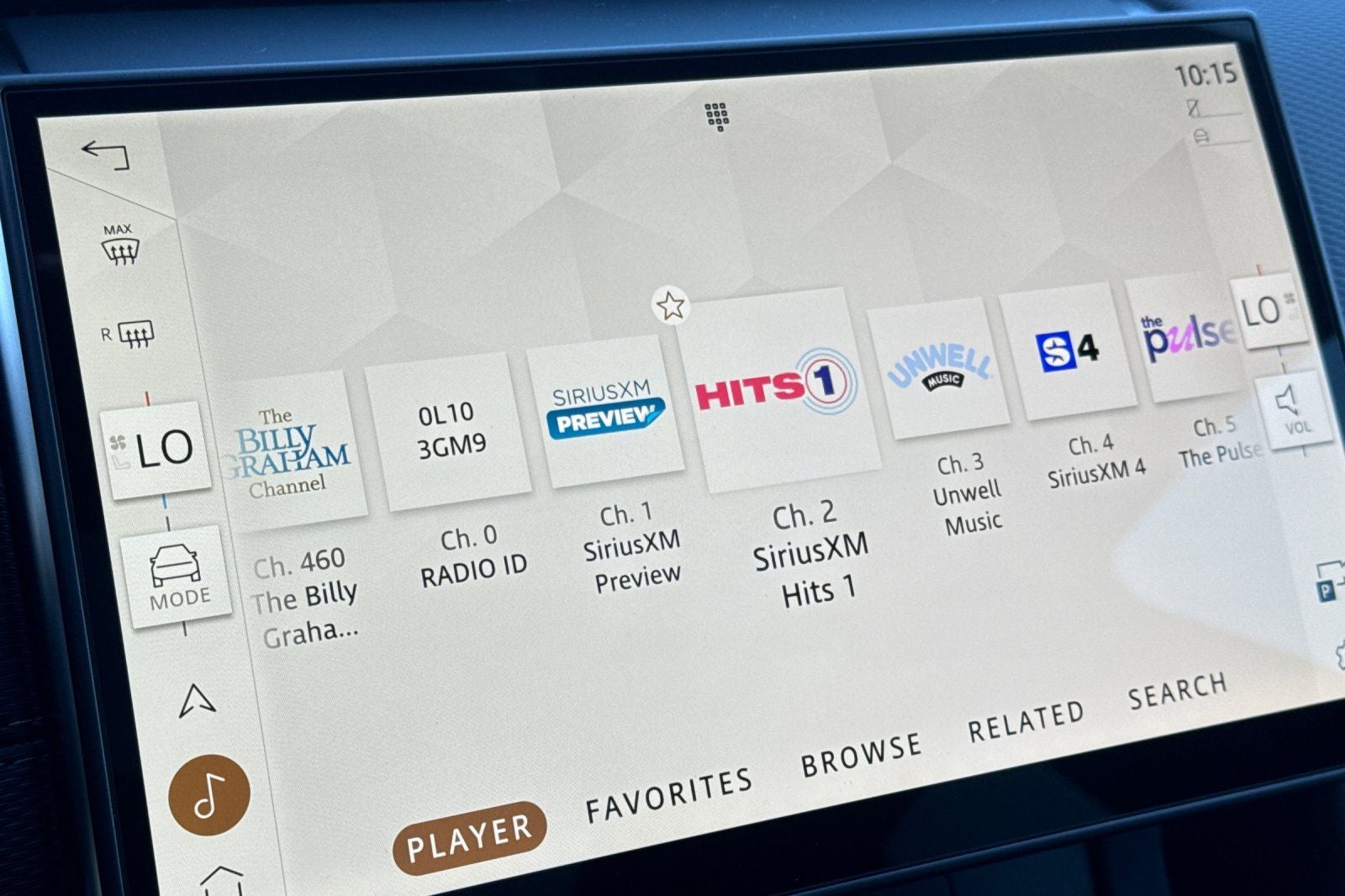 2025 Land Rover Discovery Sport SE