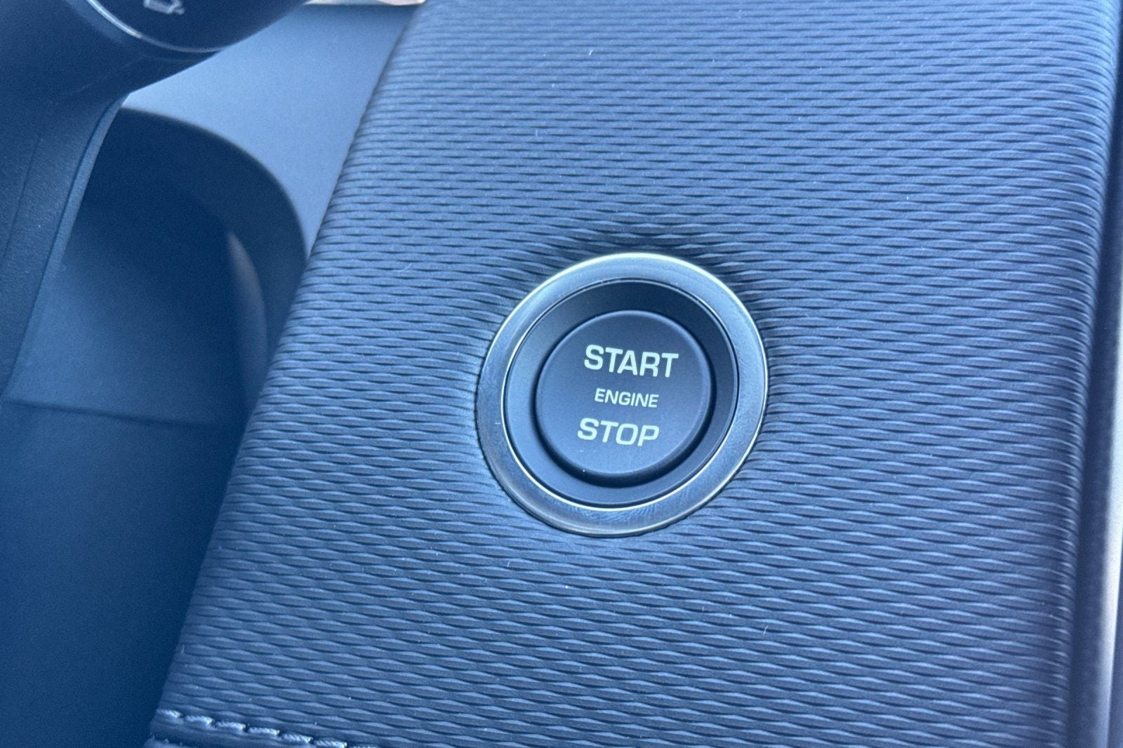 2025 Land Rover Discovery Sport SE