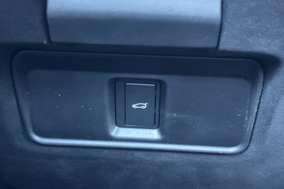 2025 Land Rover Discovery Sport SE