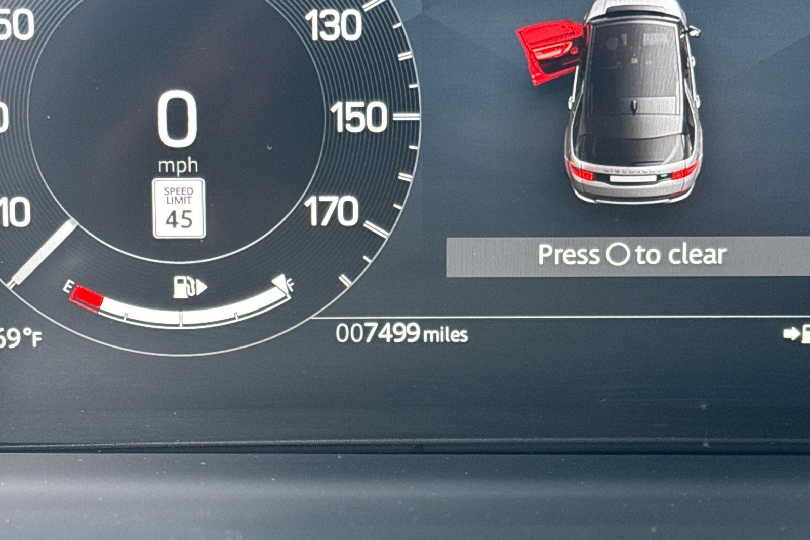 2025 Land Rover Discovery Sport SE