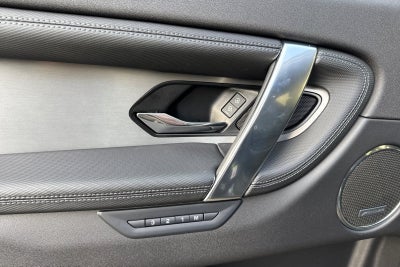 2025 Land Rover Discovery Sport SE