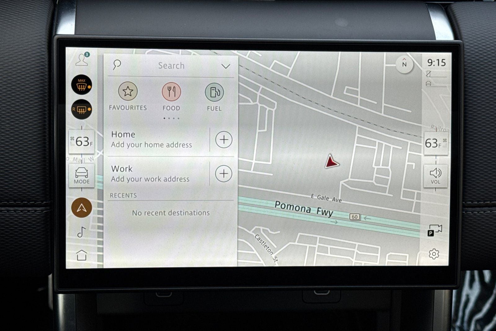 2025 Land Rover Discovery Sport SE