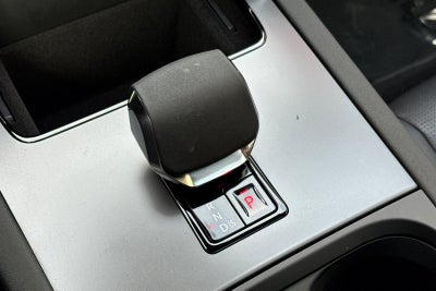 2025 Land Rover Discovery Sport SE