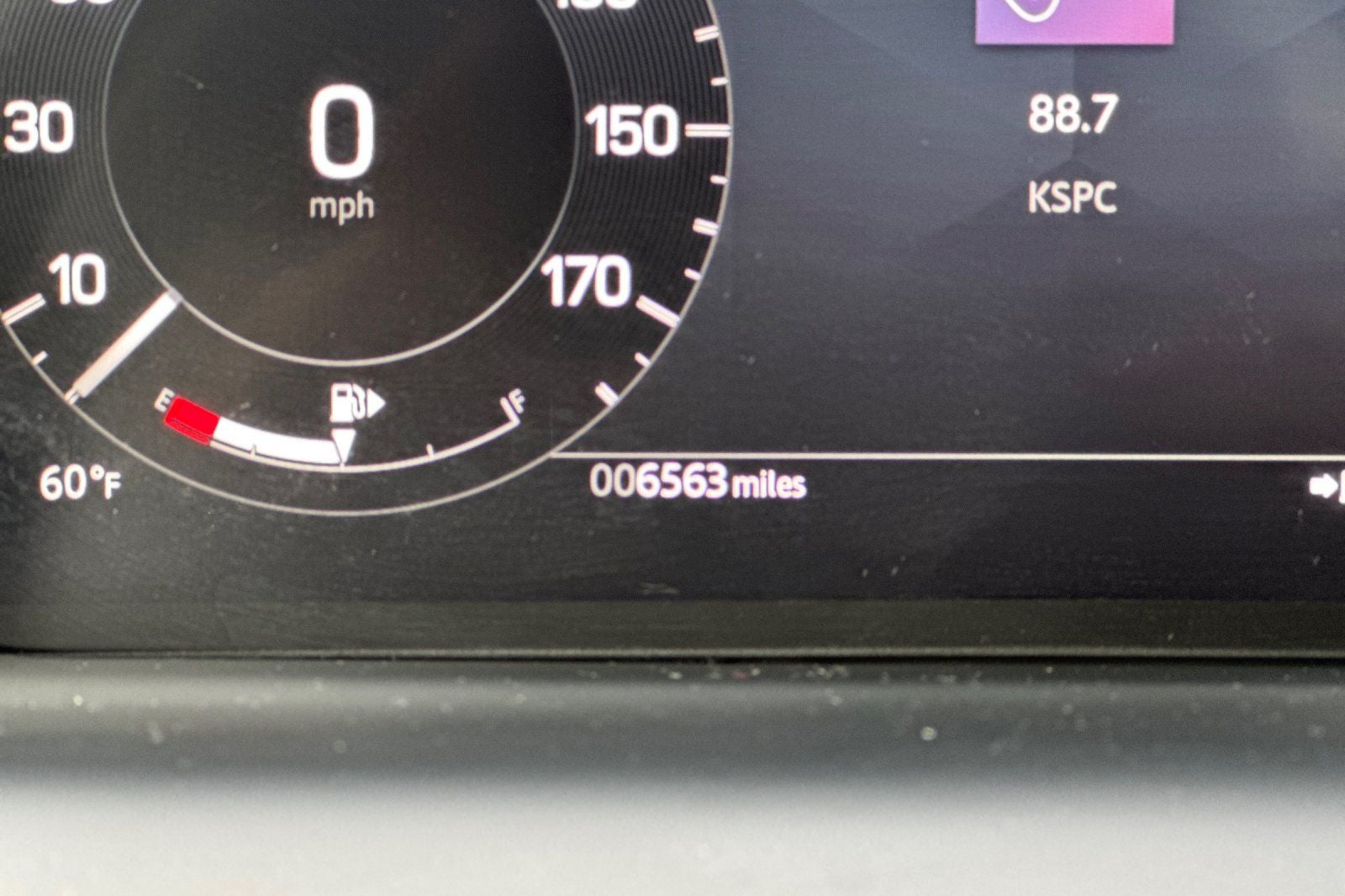 2025 Land Rover Discovery Sport SE